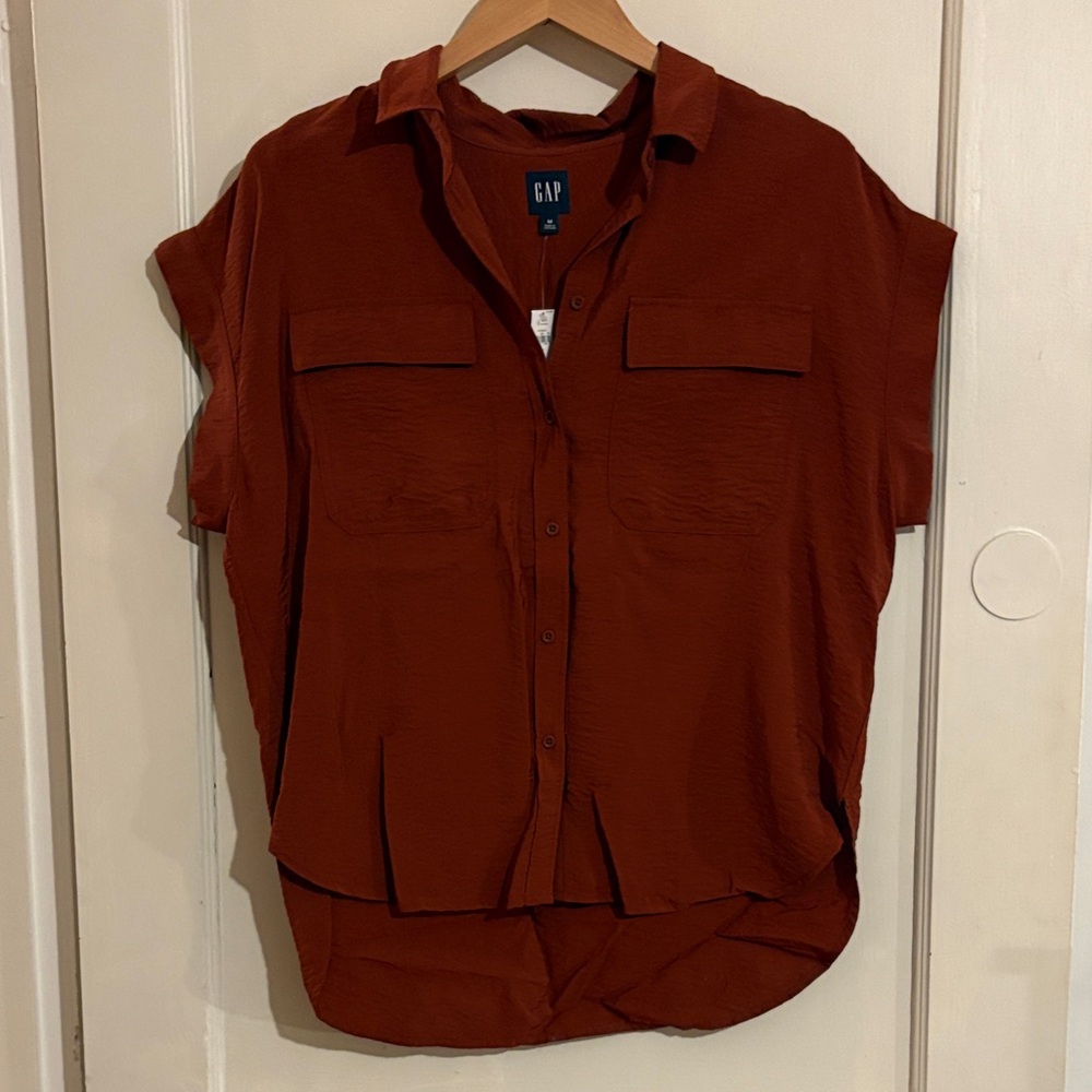 GAP Women's Terracotta Button-Down Shirt